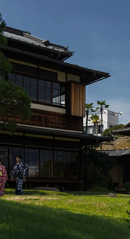 fv画像 庭園を散策する