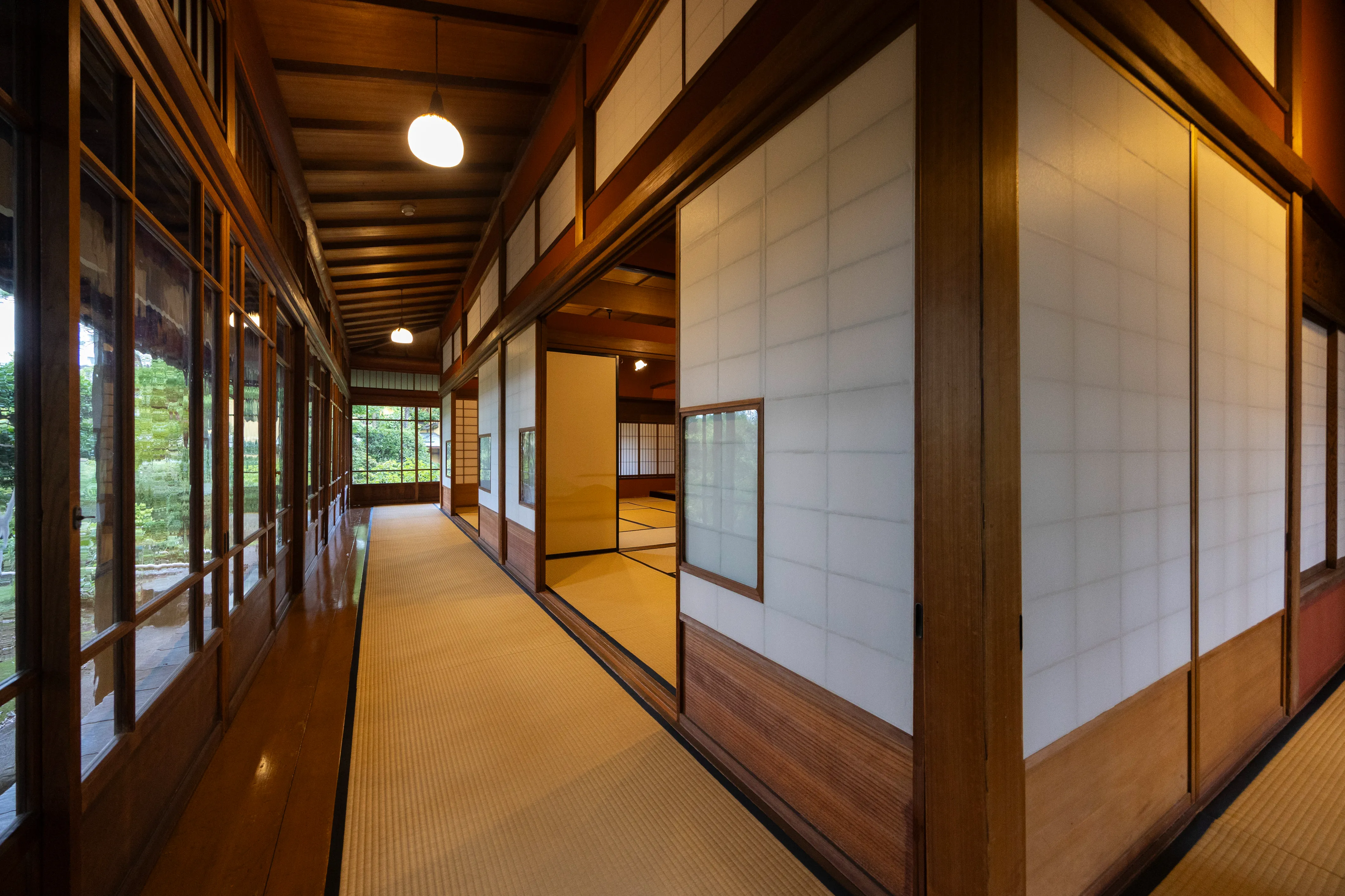 離れ「孔雀」（くじゃく） 画像