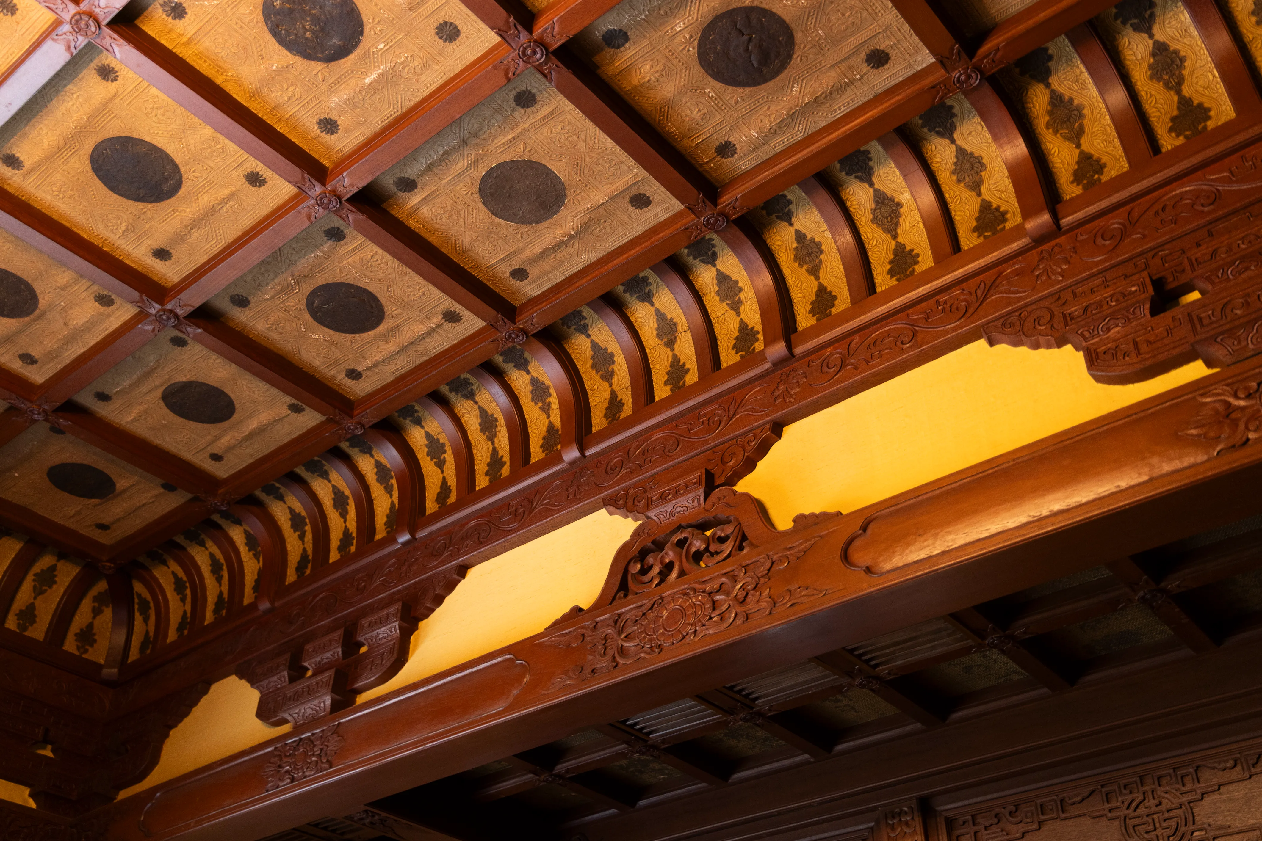 洋館「玉姫」左右対称の間 画像